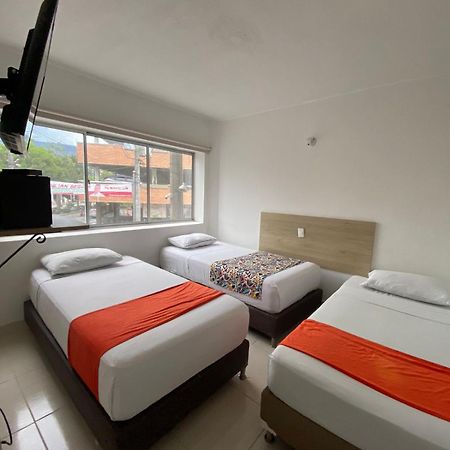 Suites Laureles Medellín Esterno foto