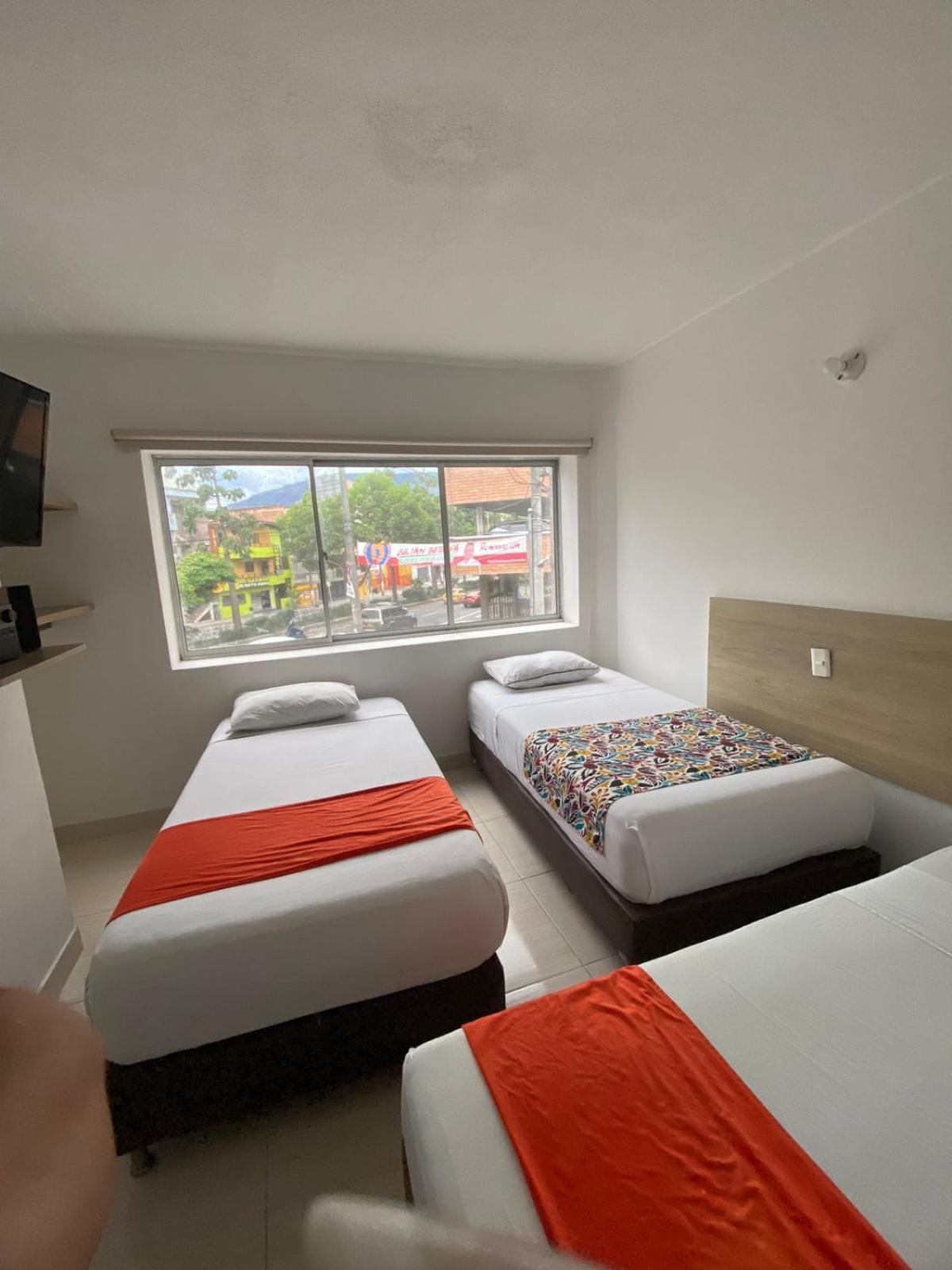 Suites Laureles Medellín Esterno foto